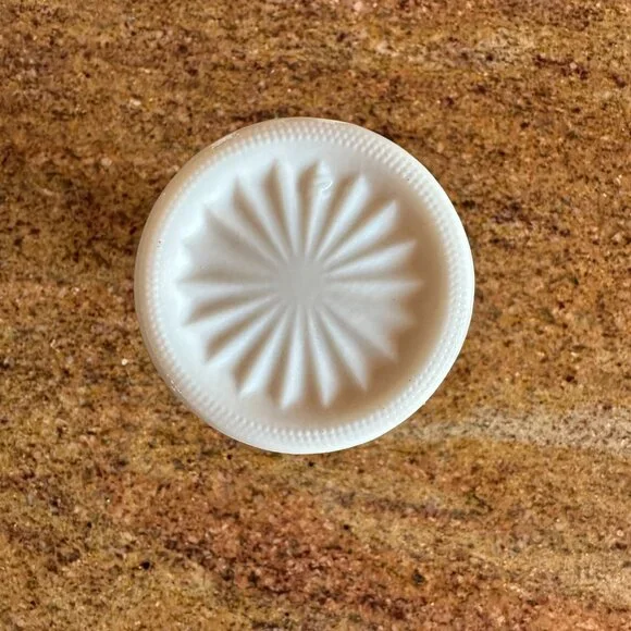 Vintage Anchor Hocking Stars & Bars Milk Glass Bud Vase 6"  Lot of 6 MCM Wedding - Picture 5 of 5